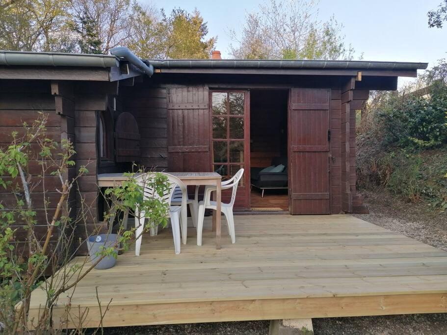 Chalet En Pleine Nature Au Bord D'Un Etang Lanvallay Екстериор снимка